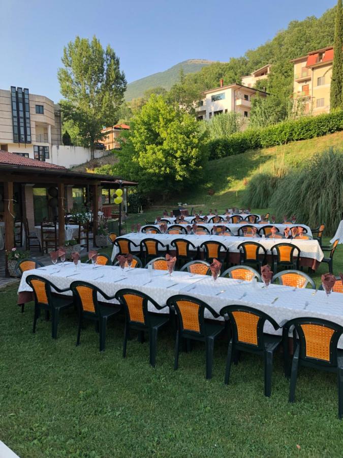 Hotel River Civitella Roveto Eksteriør bilde